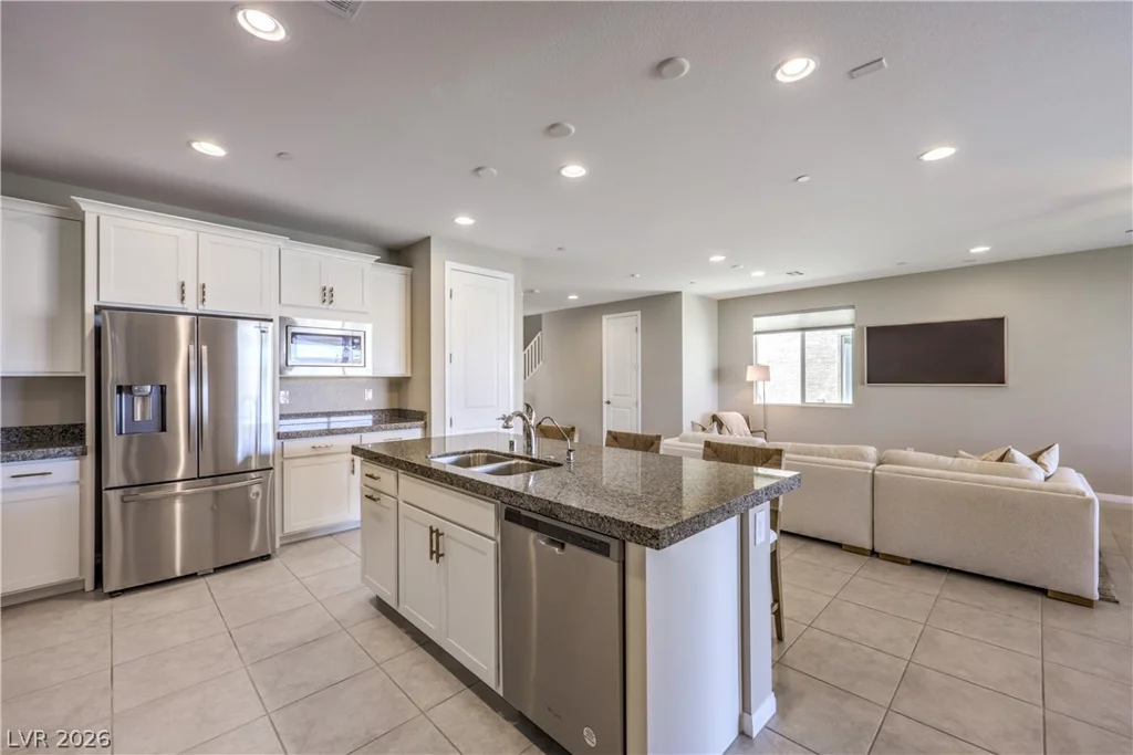8580 Scalpay, Las Vegas, NV 89166