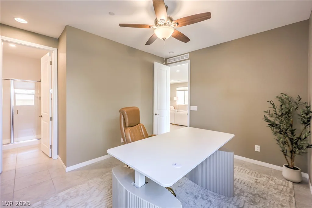 8580 Scalpay, Las Vegas, NV 89166