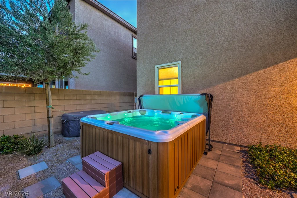 8580 Scalpay, Las Vegas, NV 89166