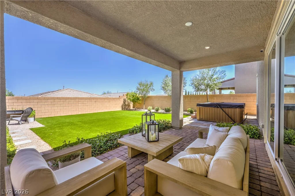 8580 Scalpay, Las Vegas, NV 89166