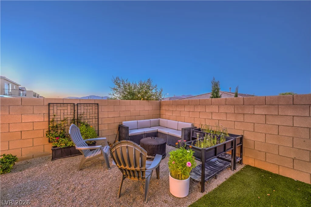 8580 Scalpay, Las Vegas, NV 89166