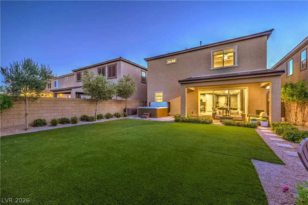 8580 Scalpay, Las Vegas, NV 89166