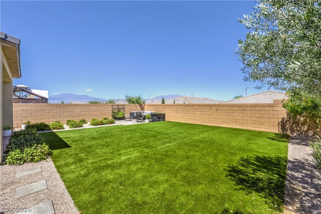 8580 Scalpay, Las Vegas, NV 89166