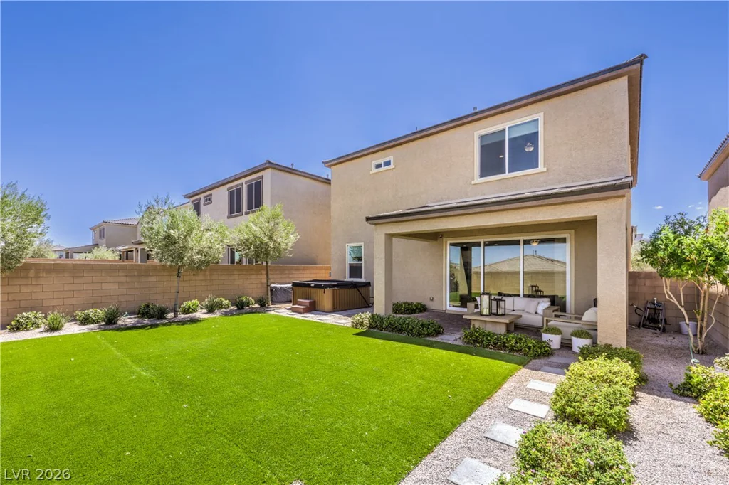 8580 Scalpay, Las Vegas, NV 89166