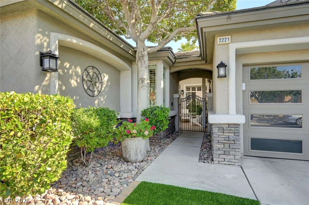 2221 Scarlet Rose, Las Vegas, NV 89134