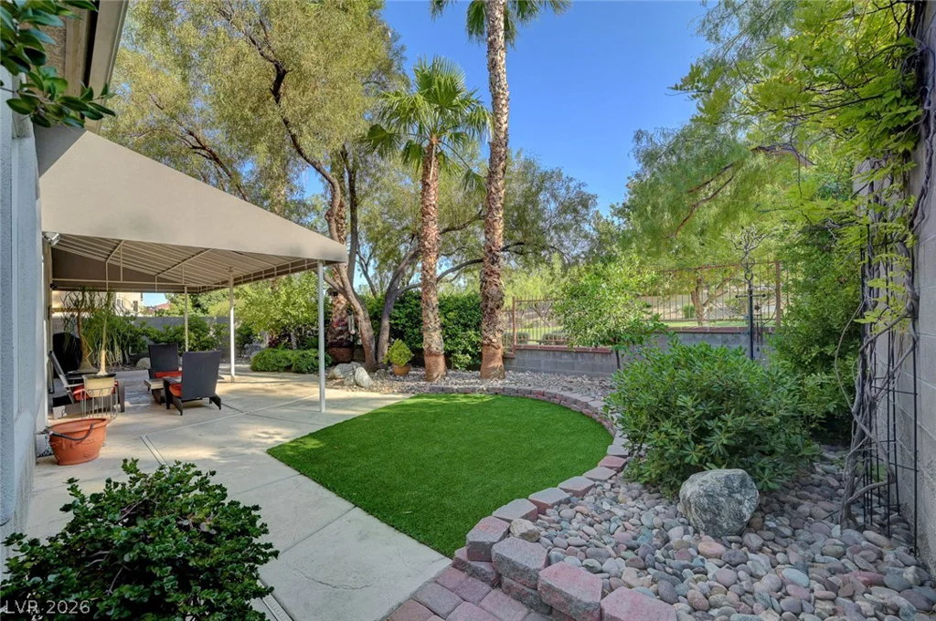 2221 Scarlet Rose, Las Vegas, NV 89134