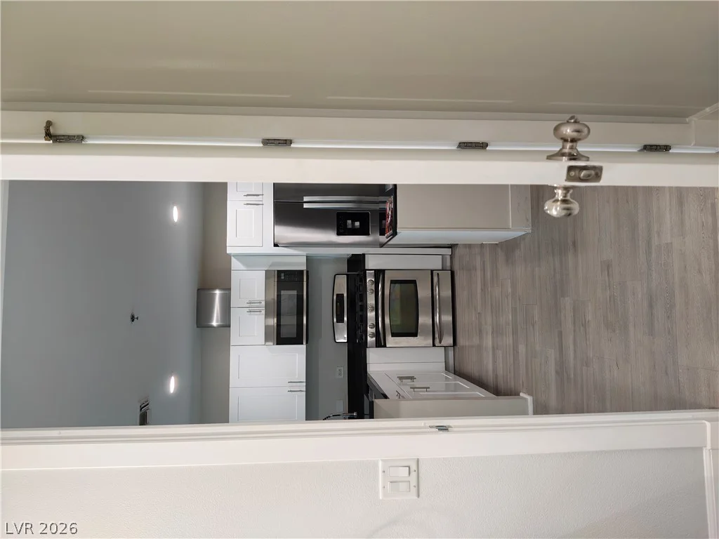 4525 Dean Martin, Las Vegas, NV 89103