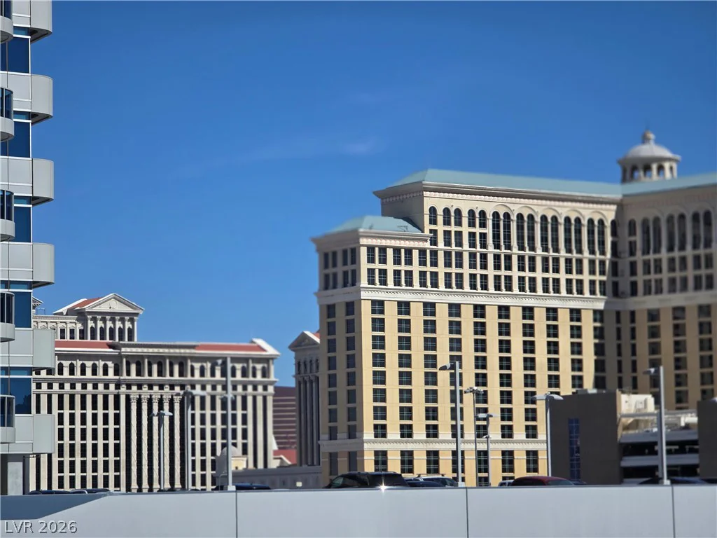 4525 Dean Martin, Las Vegas, NV 89103