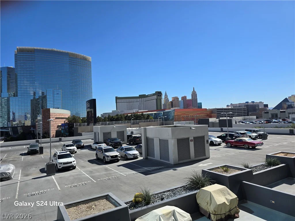 4525 Dean Martin, Las Vegas, NV 89103