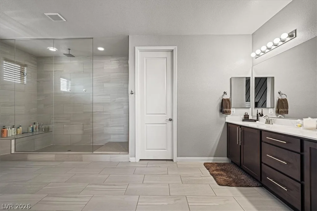 6320 Regina Ridge, Las Vegas, NV 89149