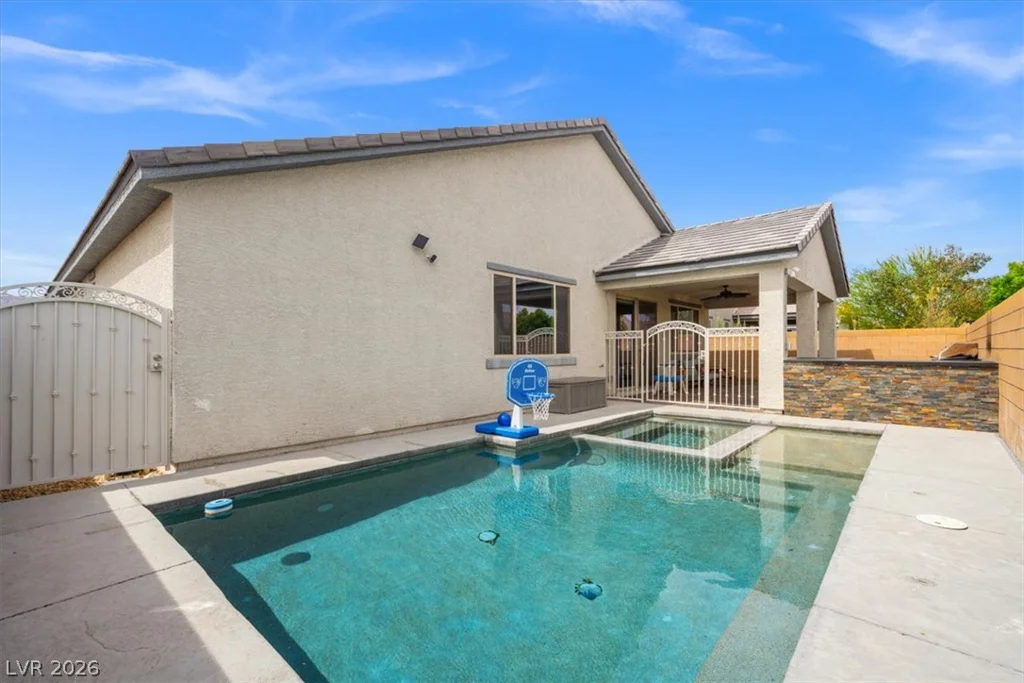 6320 Regina Ridge, Las Vegas, NV 89149