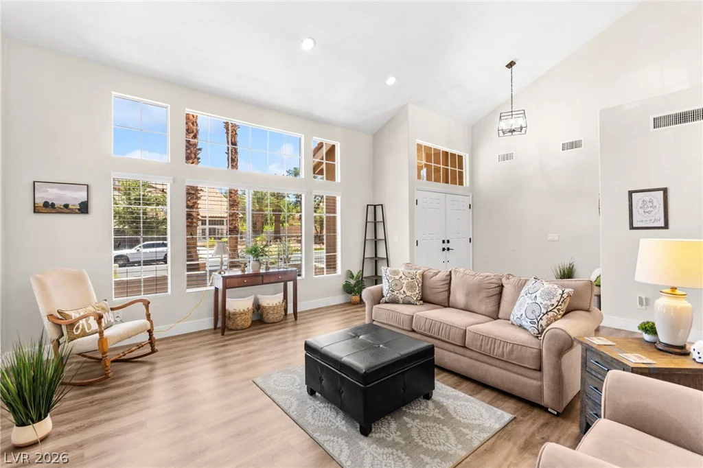 8336 Garnet Canyon, Las Vegas, NV 89129
