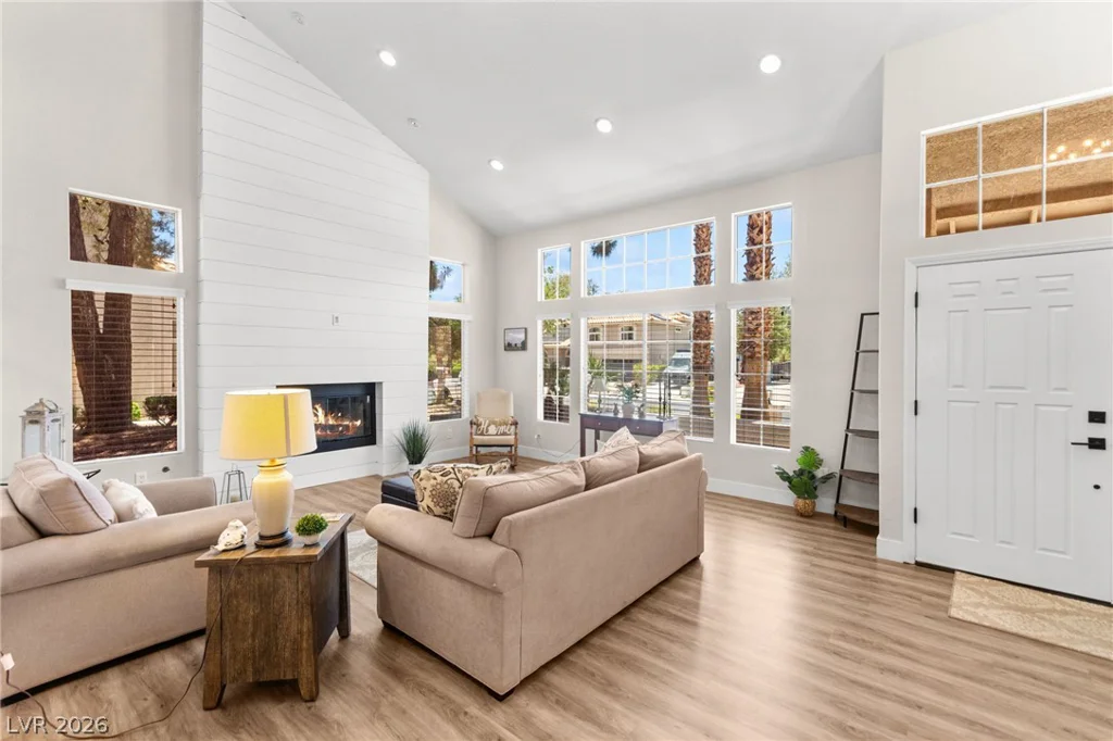 8336 Garnet Canyon, Las Vegas, NV 89129