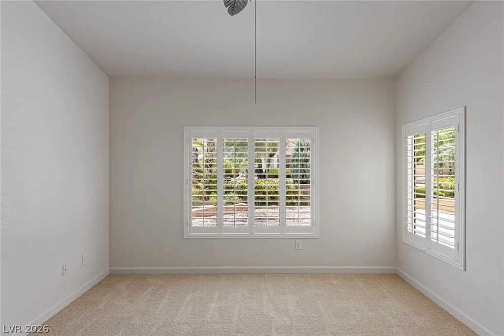 10009 Woodhouse, Las Vegas, NV 89134