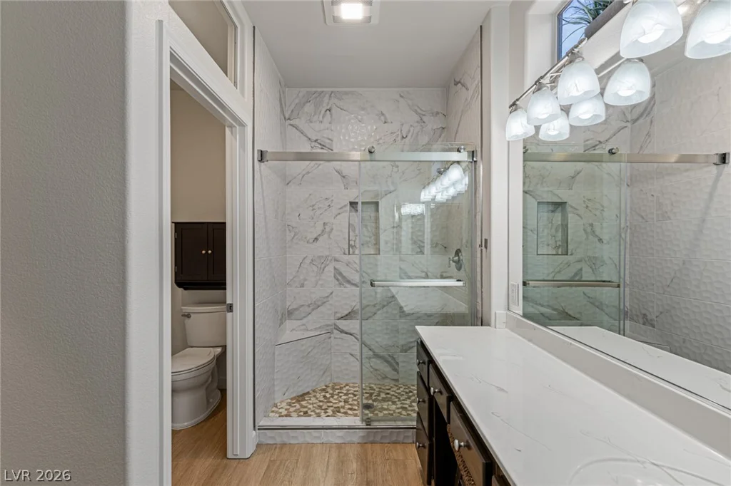 10009 Woodhouse, Las Vegas, NV 89134