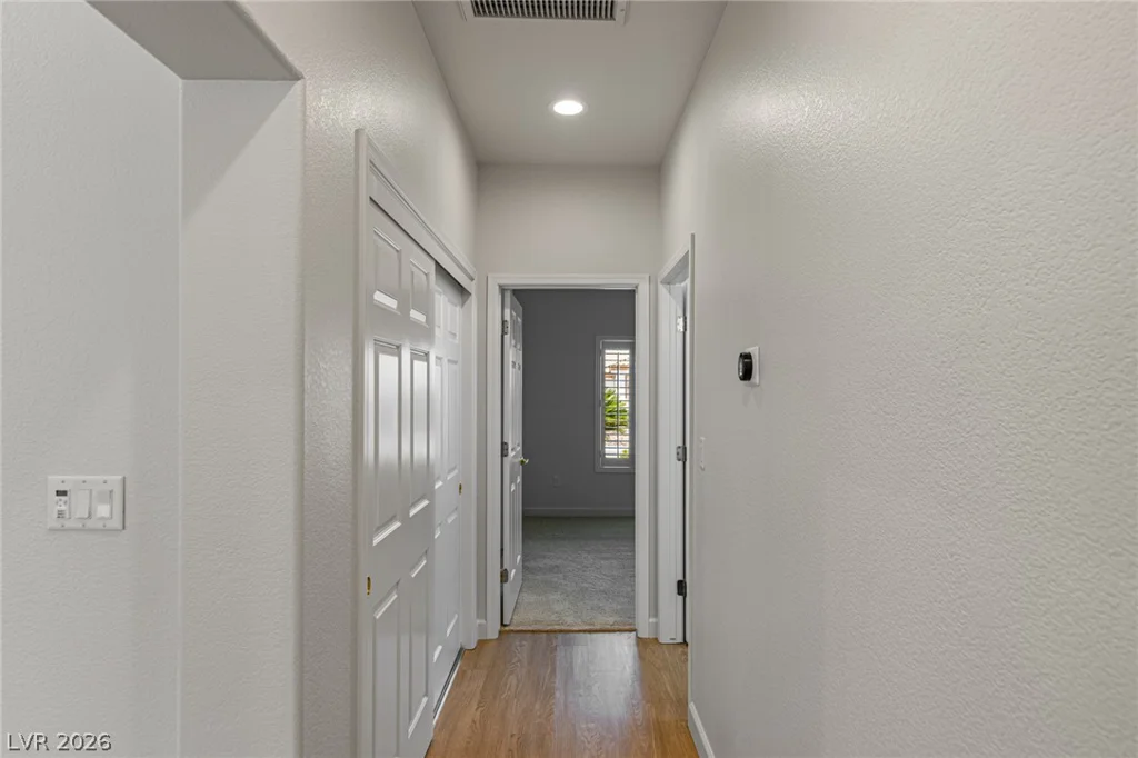 10009 Woodhouse, Las Vegas, NV 89134