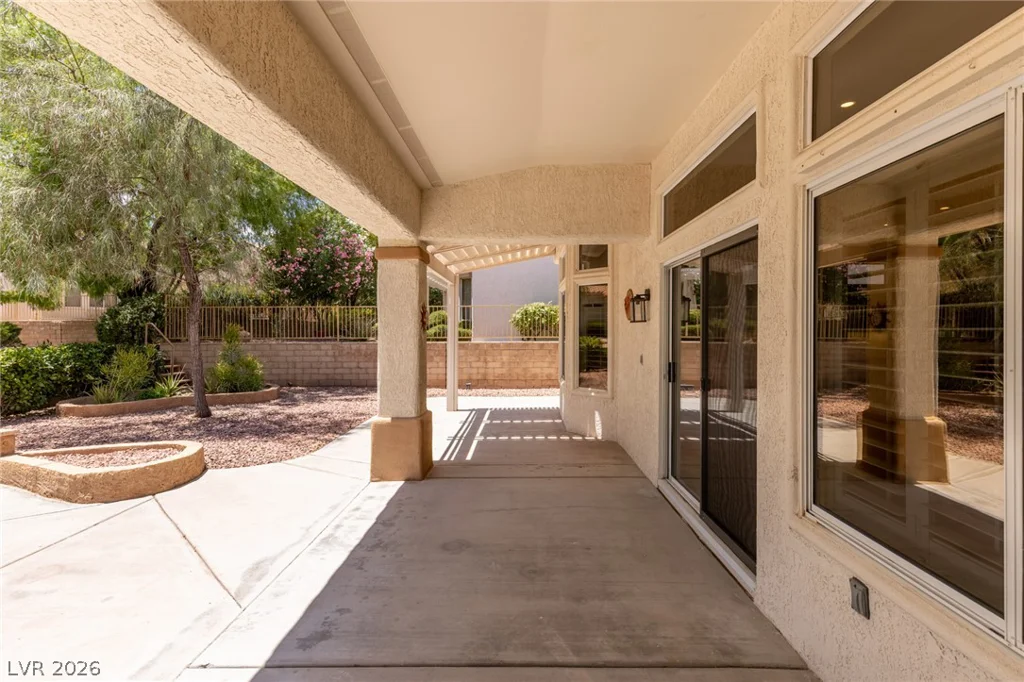 10009 Woodhouse, Las Vegas, NV 89134