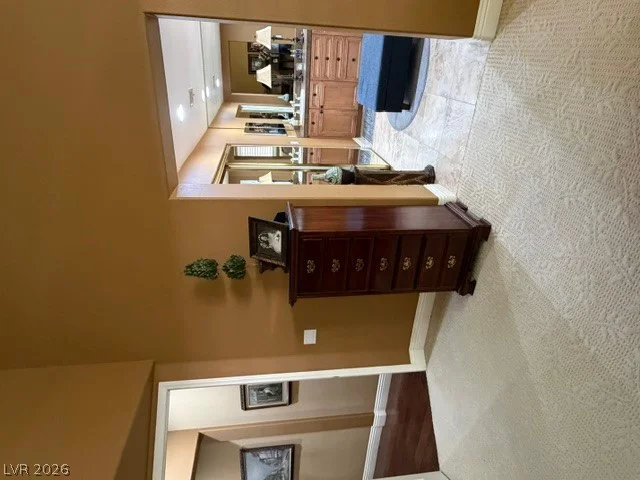 100 Ring Dove, Las Vegas, NV 89144