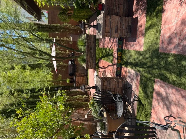 100 Ring Dove, Las Vegas, NV 89144