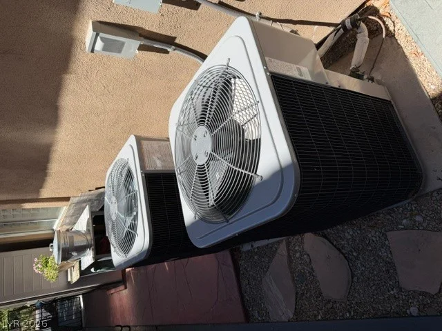 100 Ring Dove, Las Vegas, NV 89144