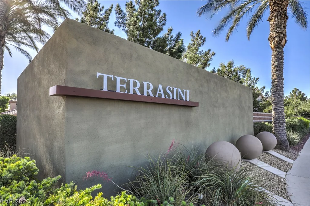 4655 Centisimo, North Las Vegas, NV 89084