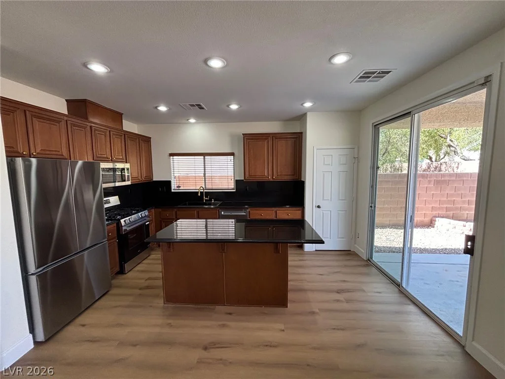 4900 Naff Ridge, Las Vegas, NV 89131