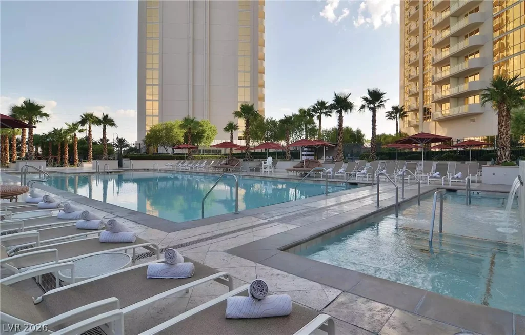 125 Harmon, Las Vegas, NV 89109