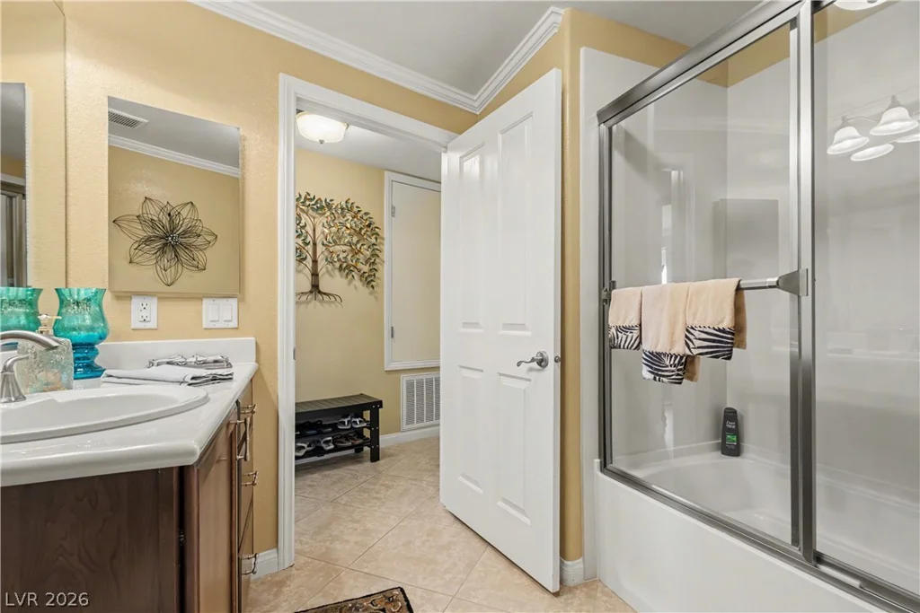 2555 Hampton, Henderson, NV 89052