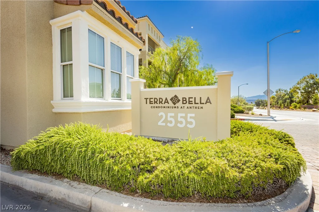 2555 Hampton, Henderson, NV 89052