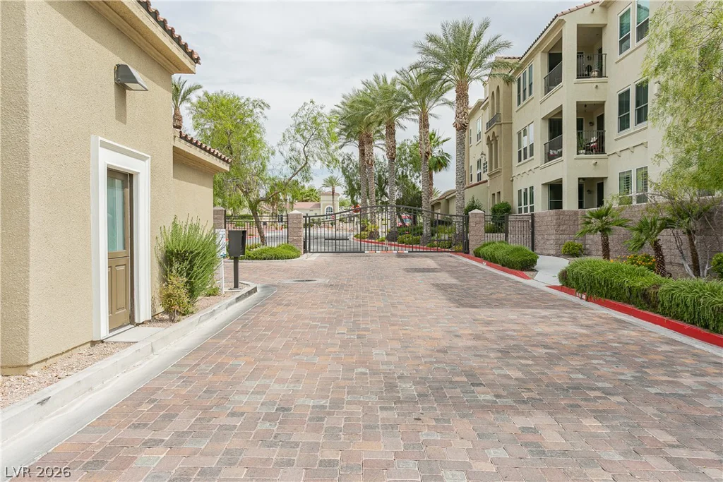 2555 Hampton, Henderson, NV 89052