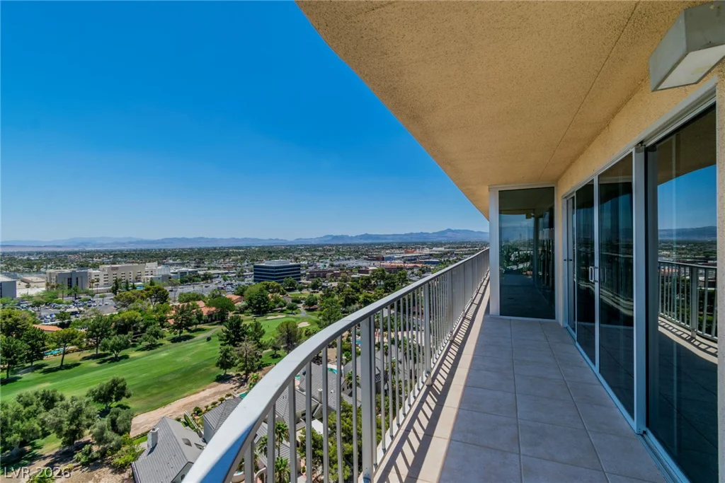 3111 Bel Air, Las Vegas, NV 89109
