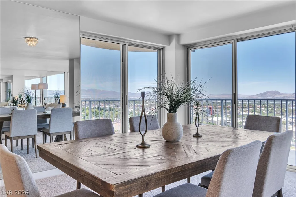 3111 Bel Air, Las Vegas, NV 89109