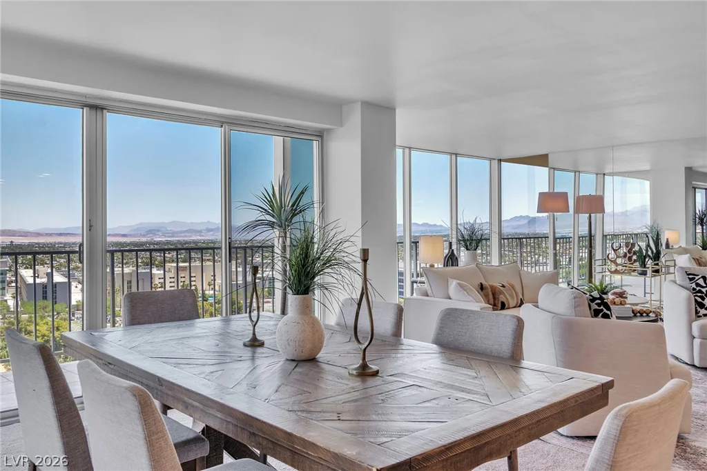 3111 Bel Air, Las Vegas, NV 89109