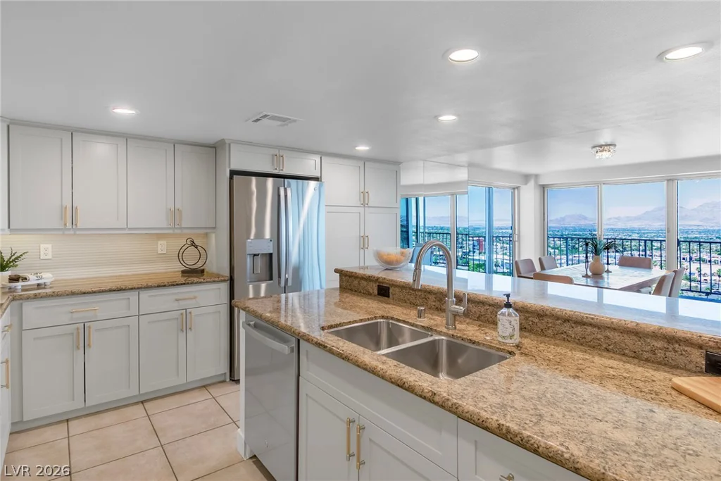 3111 Bel Air, Las Vegas, NV 89109