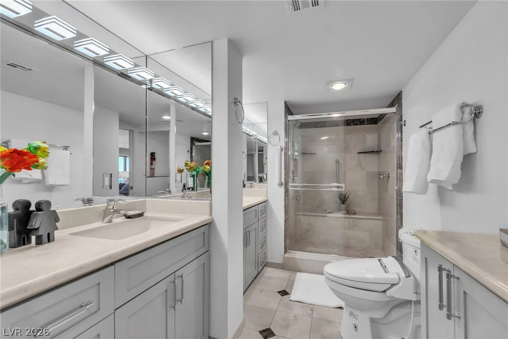 3111 Bel Air, Las Vegas, NV 89109