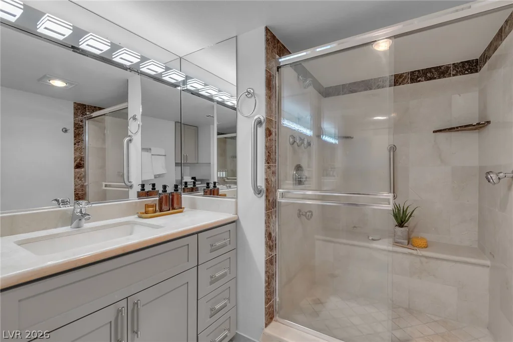 3111 Bel Air, Las Vegas, NV 89109
