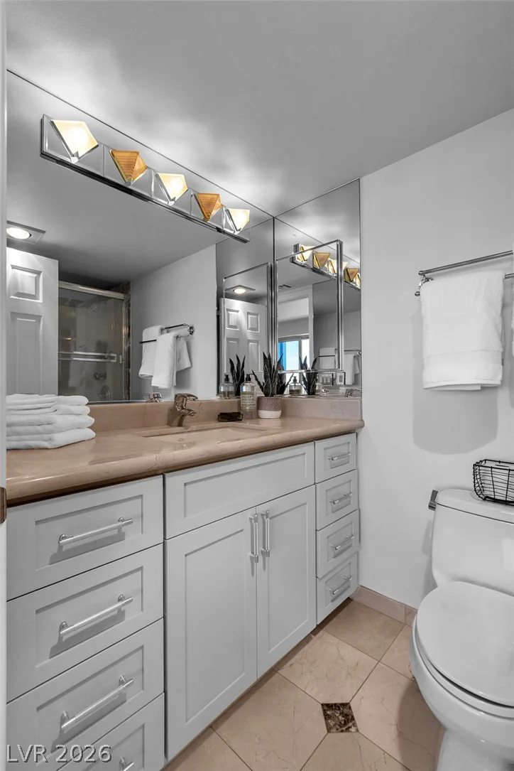 3111 Bel Air, Las Vegas, NV 89109