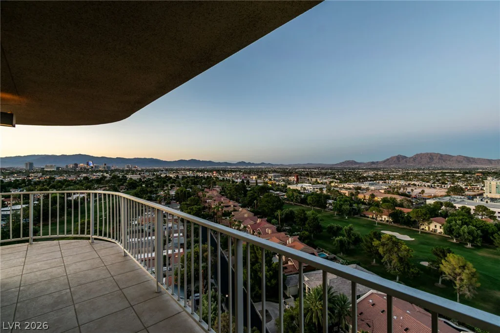 3111 Bel Air, Las Vegas, NV 89109
