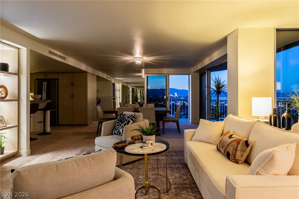3111 Bel Air, Las Vegas, NV 89109