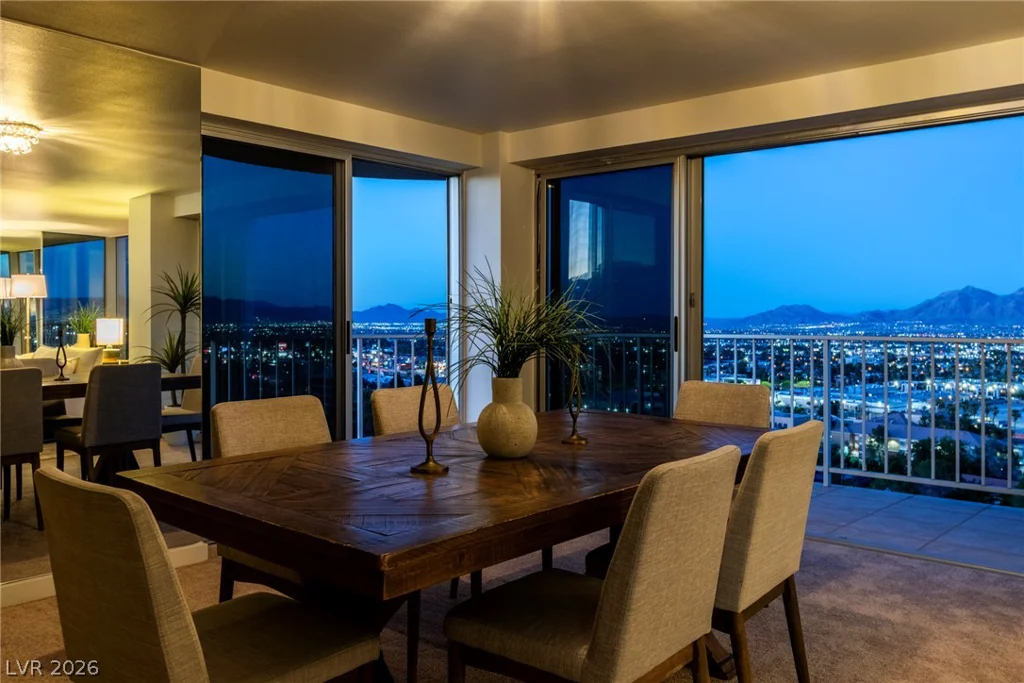 3111 Bel Air, Las Vegas, NV 89109