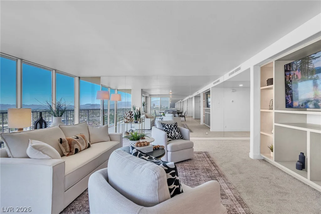 3111 Bel Air, Las Vegas, NV 89109