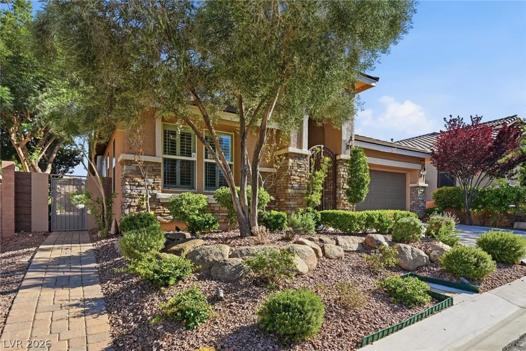 10335 Bays Mountain, Las Vegas, NV 89166