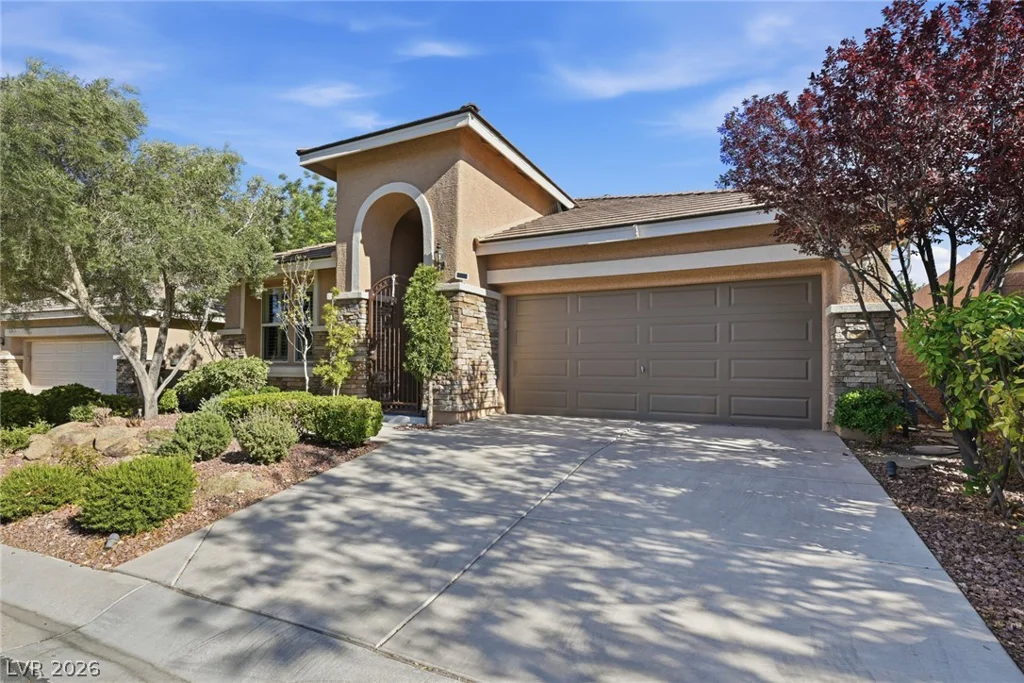 10335 Bays Mountain, Las Vegas, NV 89166