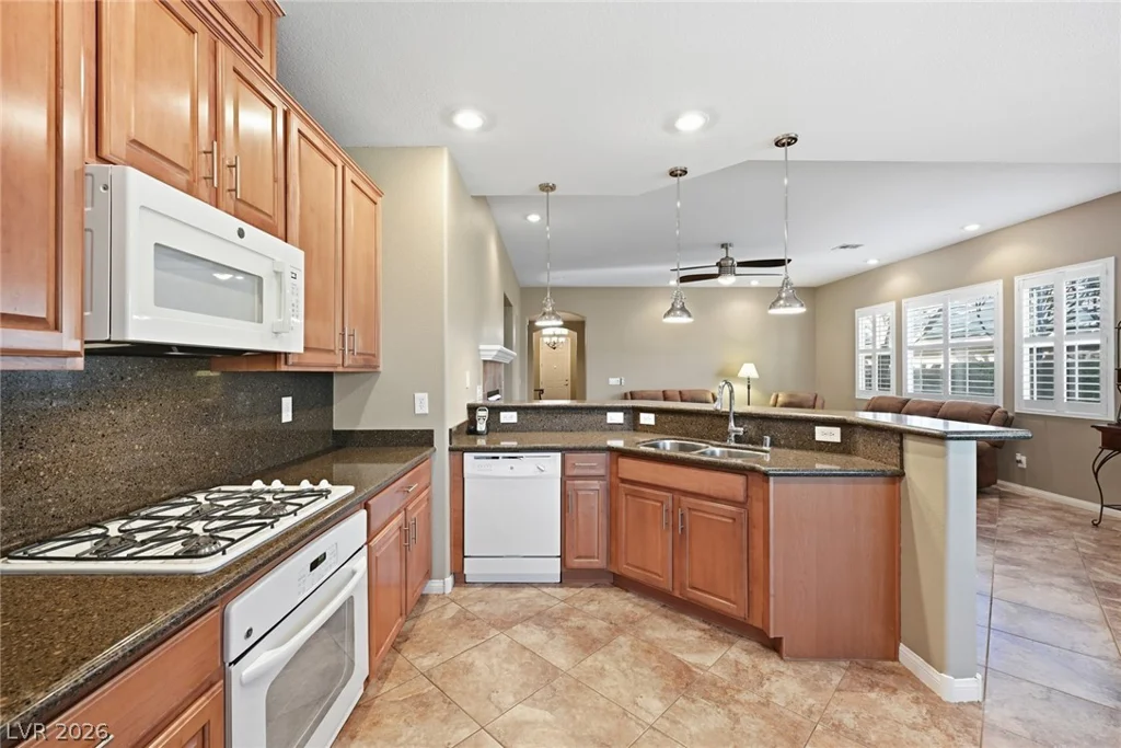 10335 Bays Mountain, Las Vegas, NV 89166
