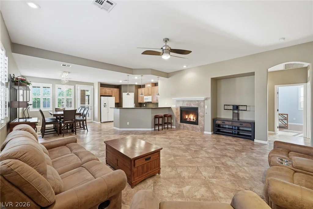 10335 Bays Mountain, Las Vegas, NV 89166