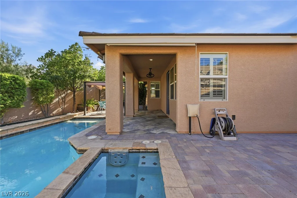 10335 Bays Mountain, Las Vegas, NV 89166