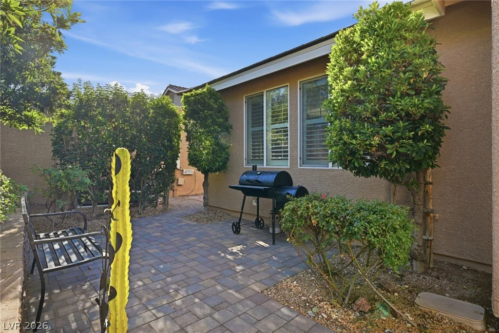 10335 Bays Mountain, Las Vegas, NV 89166
