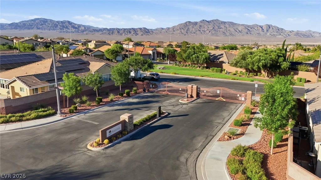 10335 Bays Mountain, Las Vegas, NV 89166