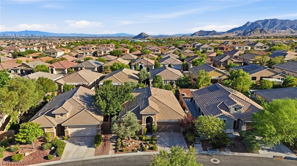 10335 Bays Mountain, Las Vegas, NV 89166