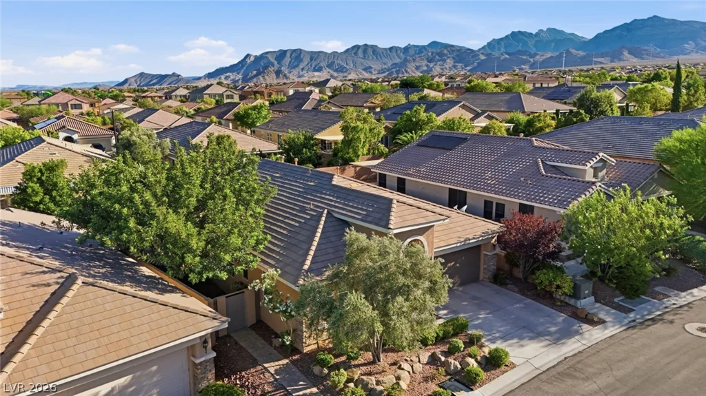 10335 Bays Mountain, Las Vegas, NV 89166